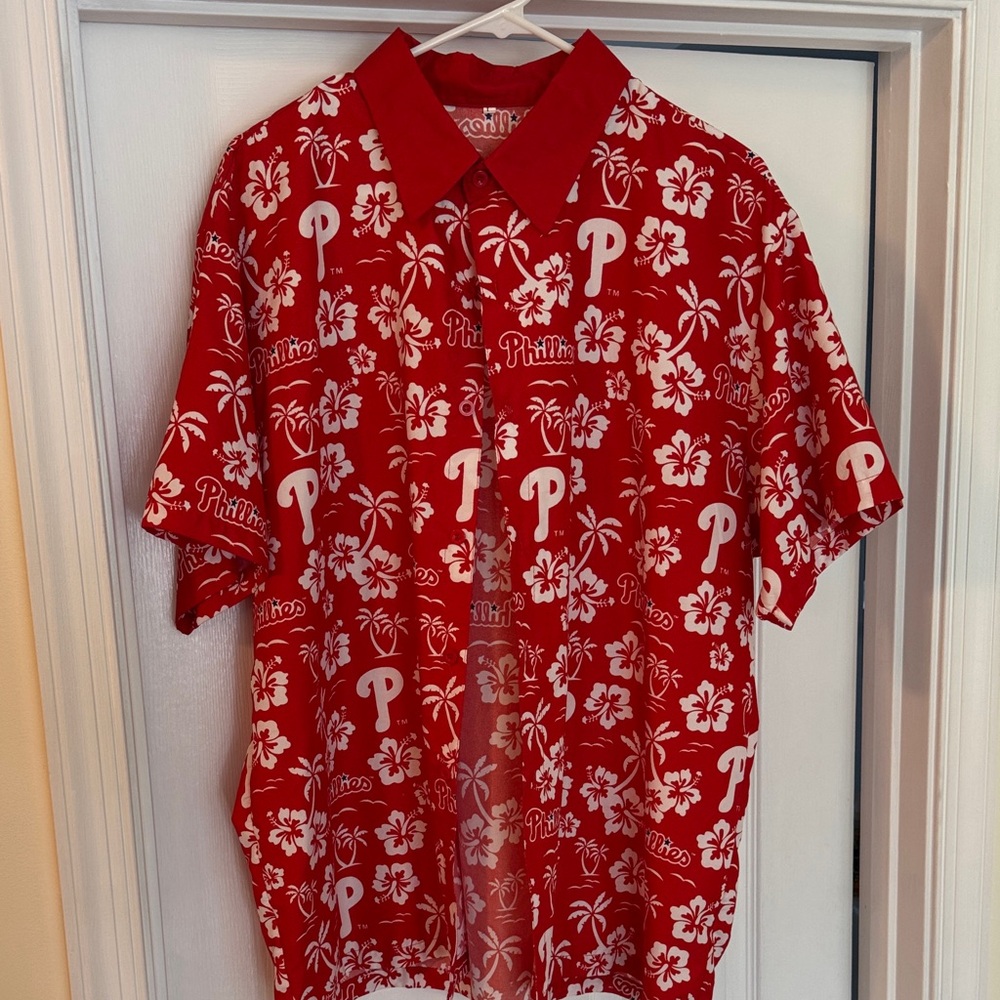 Philadelphia Red Floral Men's Casual Shirt
